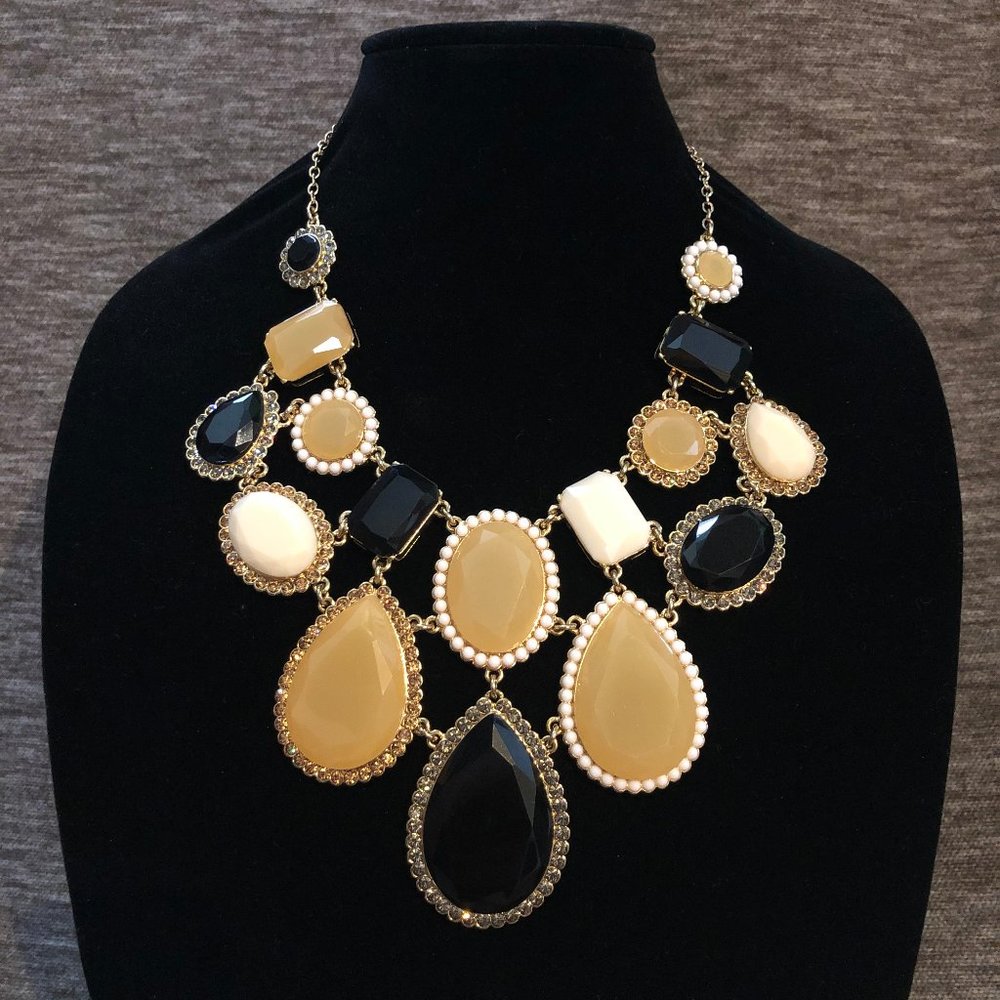 NWT Kate Spade Run Around Statement Necklace